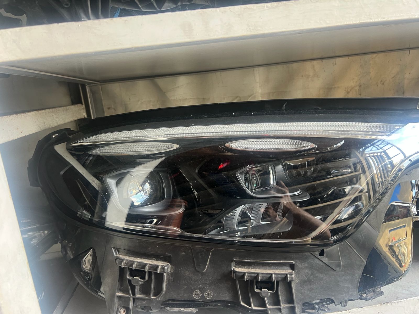 Mercedes-Benz Digital Light LED headlight in stock